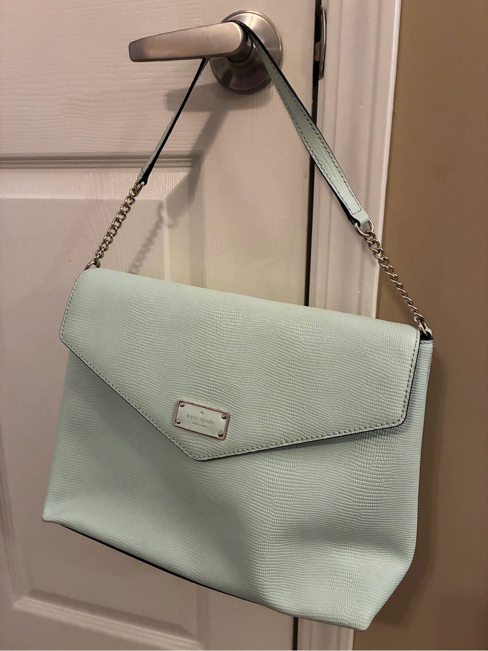 Kate Spade light mint shoulder bag with chain strap